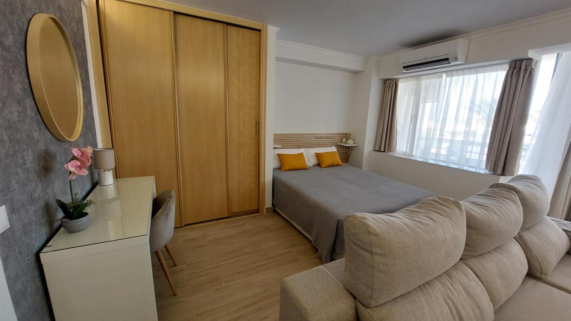 Blonzu Camboya Apartment Torremolinos Bagian luar foto